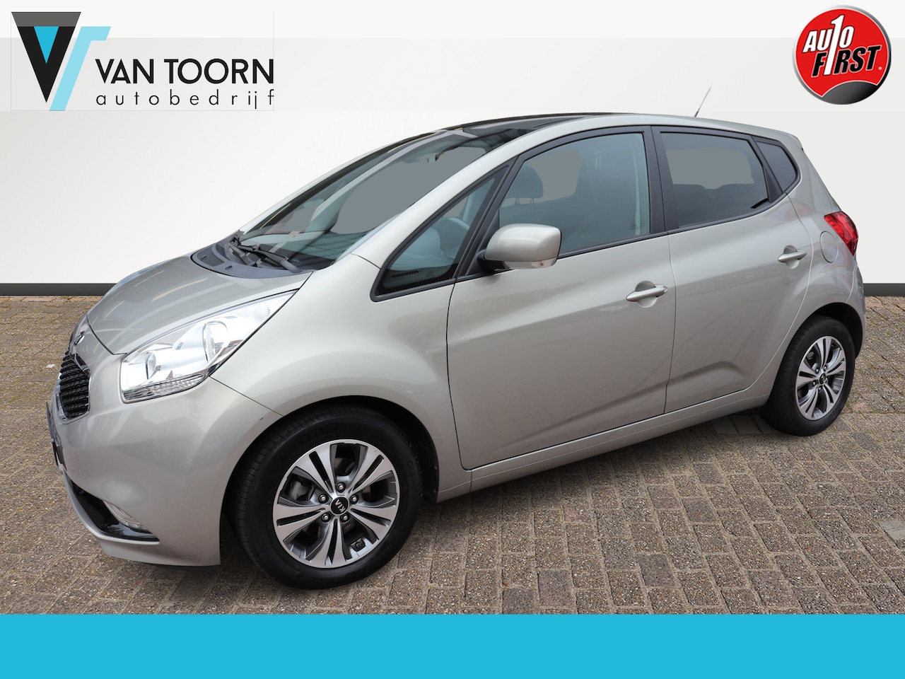 Kia Venga - 1.6 CVVT ExecutiveLine Automaat. Panoramadak, navigatie, dealeronderhouden! - AutoWereld.nl