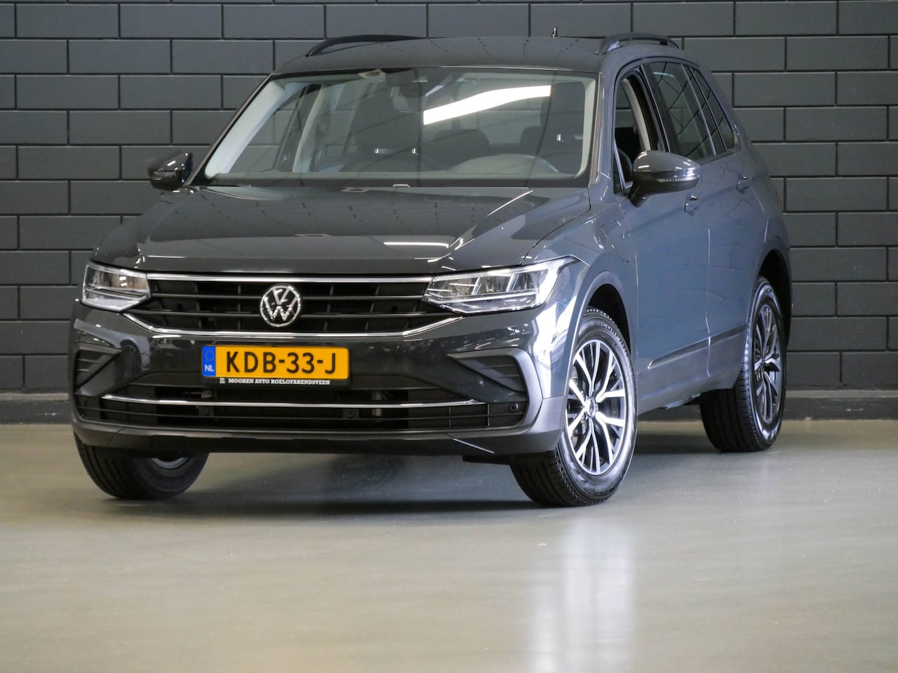 Volkswagen Tiguan - 1.4 TSI eHybrid R-Line Business+ | CAMERA | APPLE CARPLAY | - AutoWereld.nl