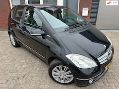 Mercedes-Benz A-klasse - 160 Classic / Navi / PDC / Leder / Stoelverwarming
