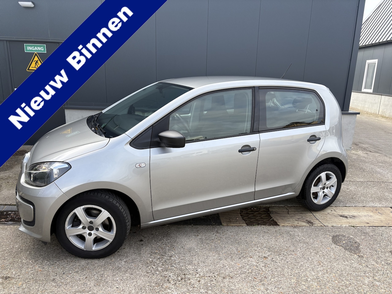 Volkswagen Up! - 1.0 take up! BlueMotion 1.0 take up! BlueMotion - AutoWereld.nl