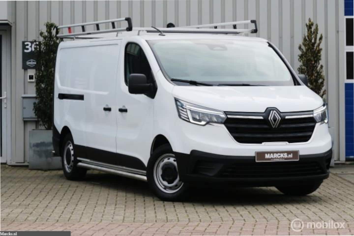 Renault Trafic - bestel 2.0 Blue dCi 110 T30 L2H1 Advance - AutoWereld.nl
