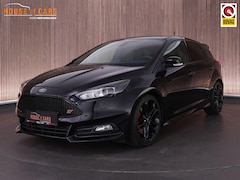 Ford Focus - ST-3 2.0 250pk PERFORMANCE PACK |Sony|Apple carplay|parkeer camera|stoelverwarming|bi-xeno