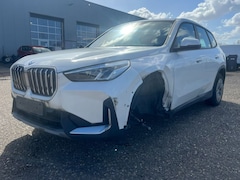 BMW iX1 - xDrive30 Automaat 18.900 km 200 kW