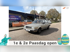Volkswagen Jetta - 1.6 CL 4-bak