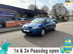 Renault Mégane - 1.6-16V Tech Line NIEUWE APK