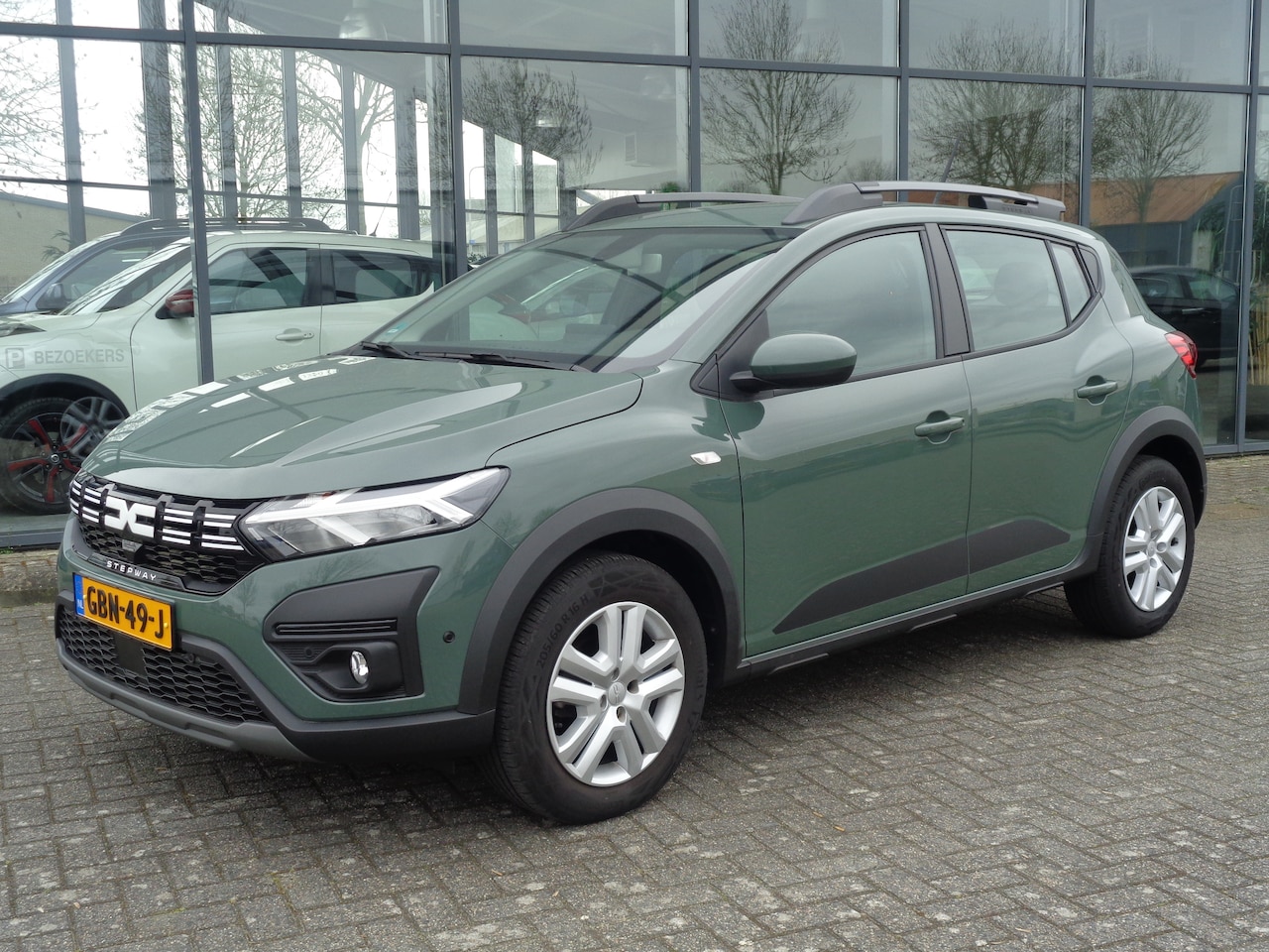 Dacia Sandero Stepway - 1.0 TCe 100 ECO-G Expression Bifuel LPG-G3 NIEUWSTAAT Camera Airco Parkeersensoren voor en achter NL auto - AutoWereld.nl