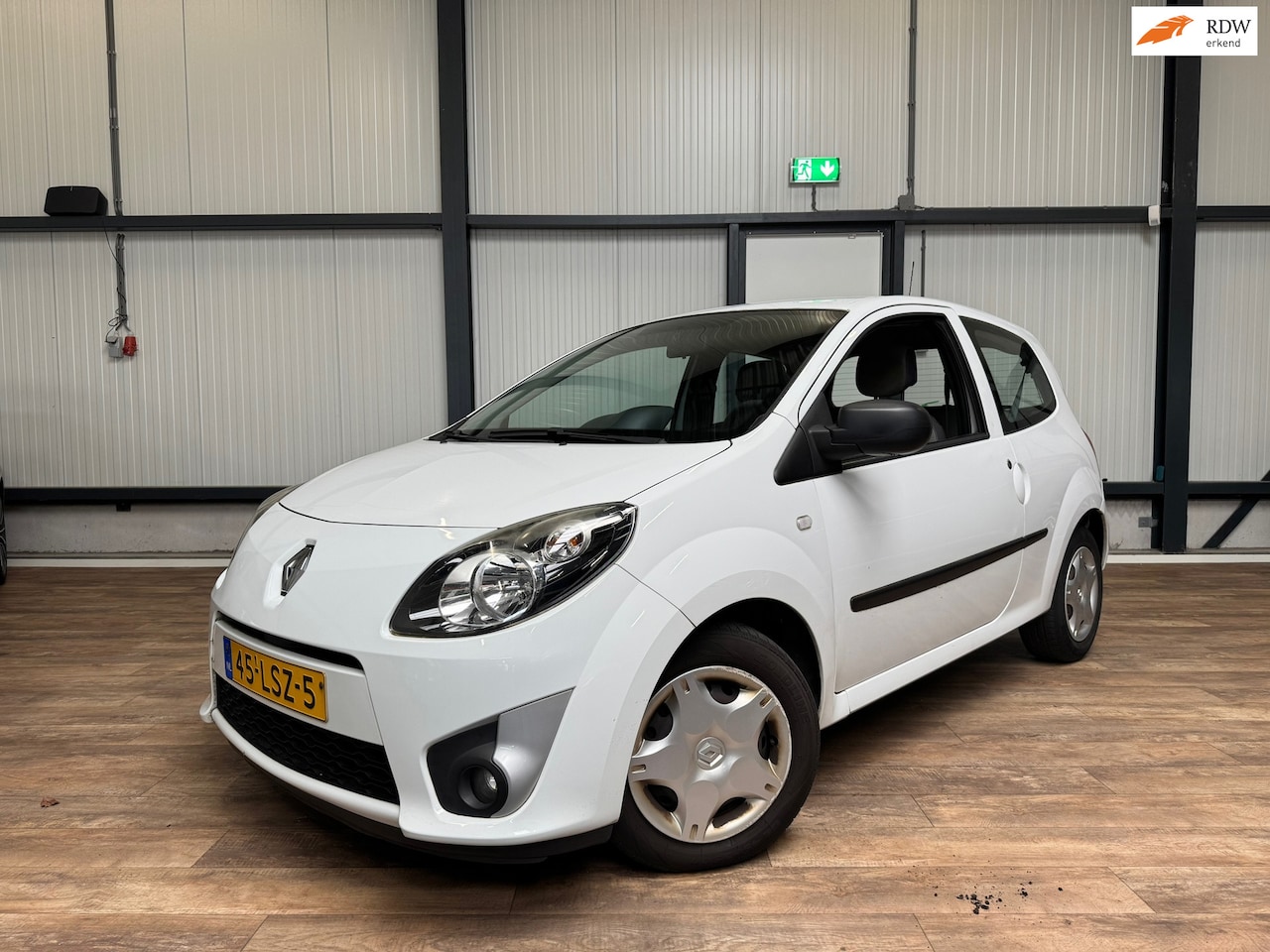 Renault Twingo - 1.2-16V Authentique / Elek Ramen / - AutoWereld.nl
