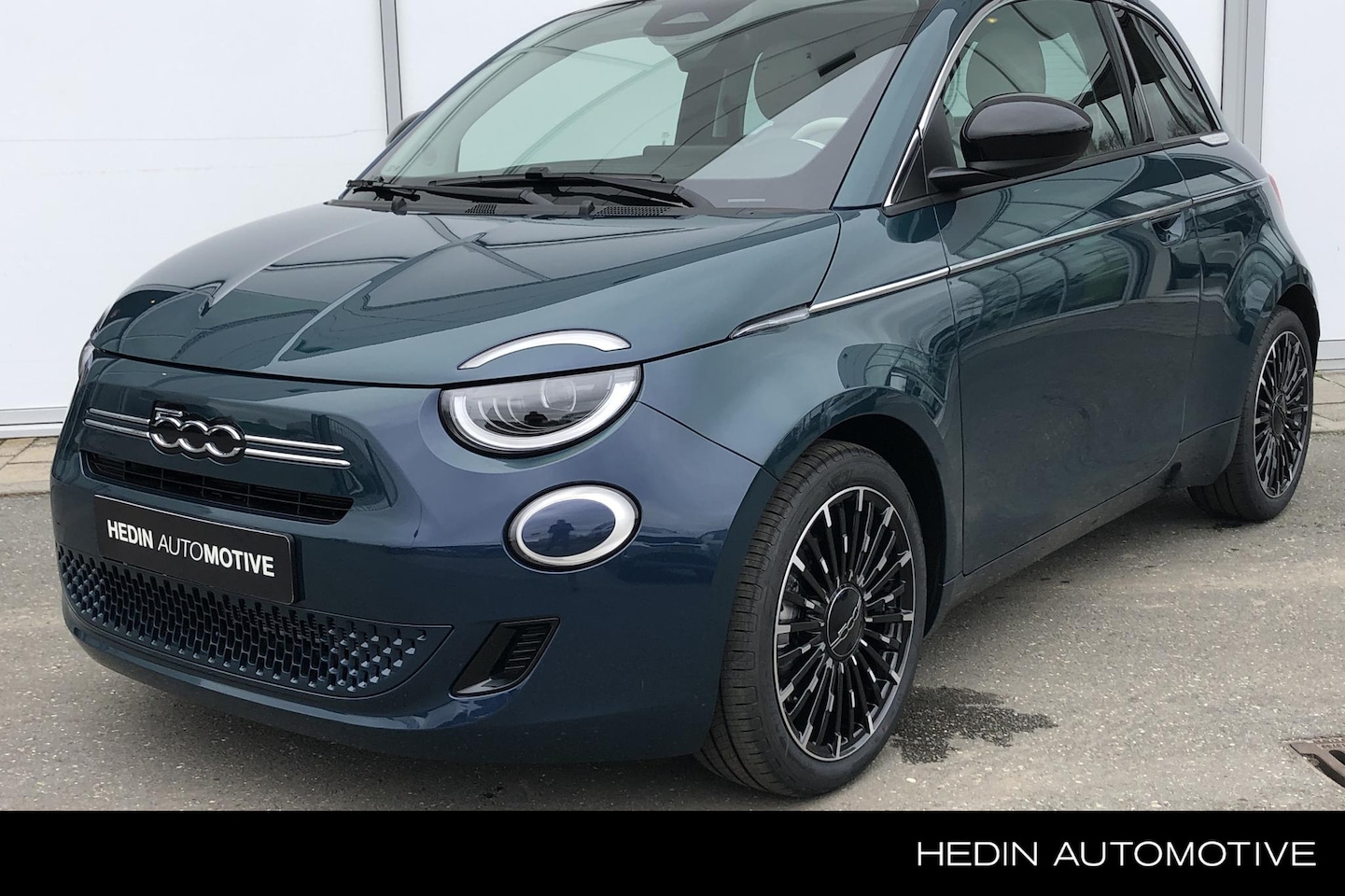 Fiat 500 - 1.0 Hybrid La Prima Lederen bekleding | Navigatie | Panoramadak - AutoWereld.nl