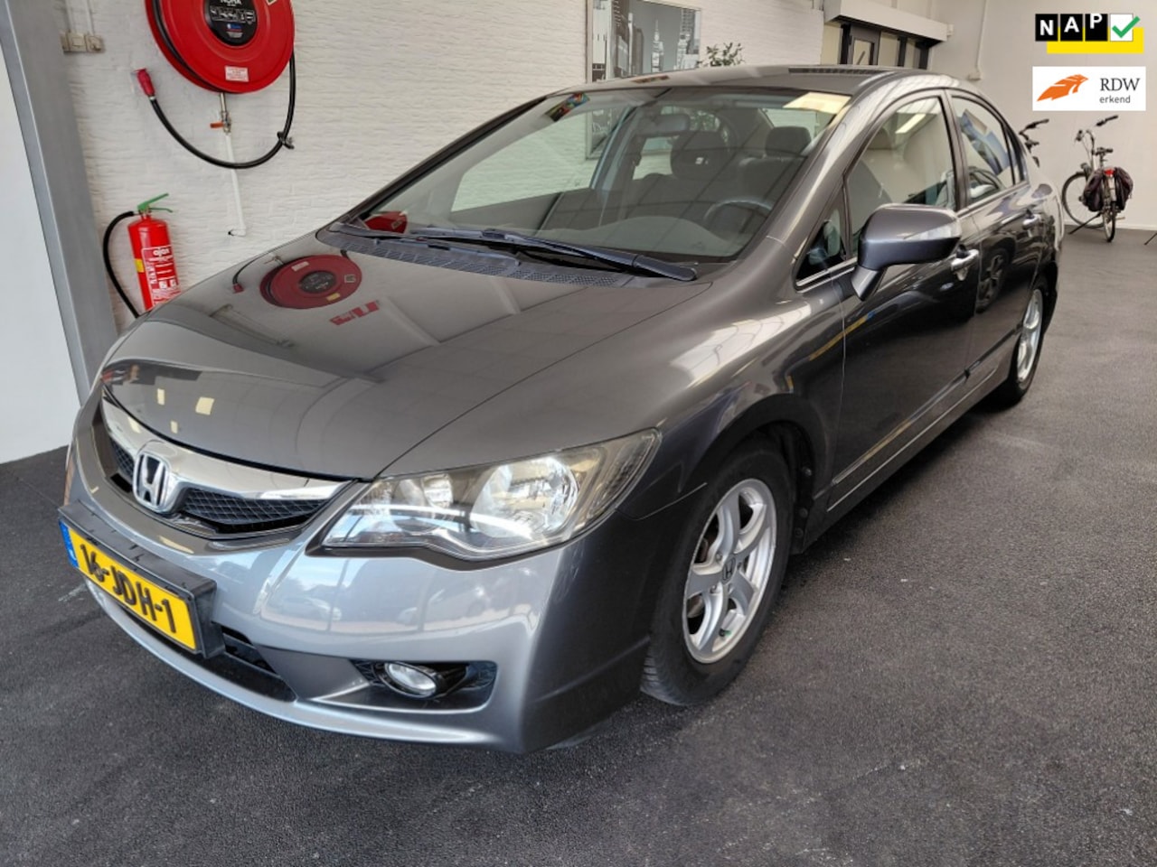 Honda Civic - 1.3 Hybrid 1.3 Hybrid - AutoWereld.nl