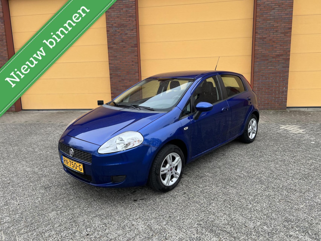 Fiat Grande Punto - 1.4 Nieuwe Apk - Airco - AutoWereld.nl