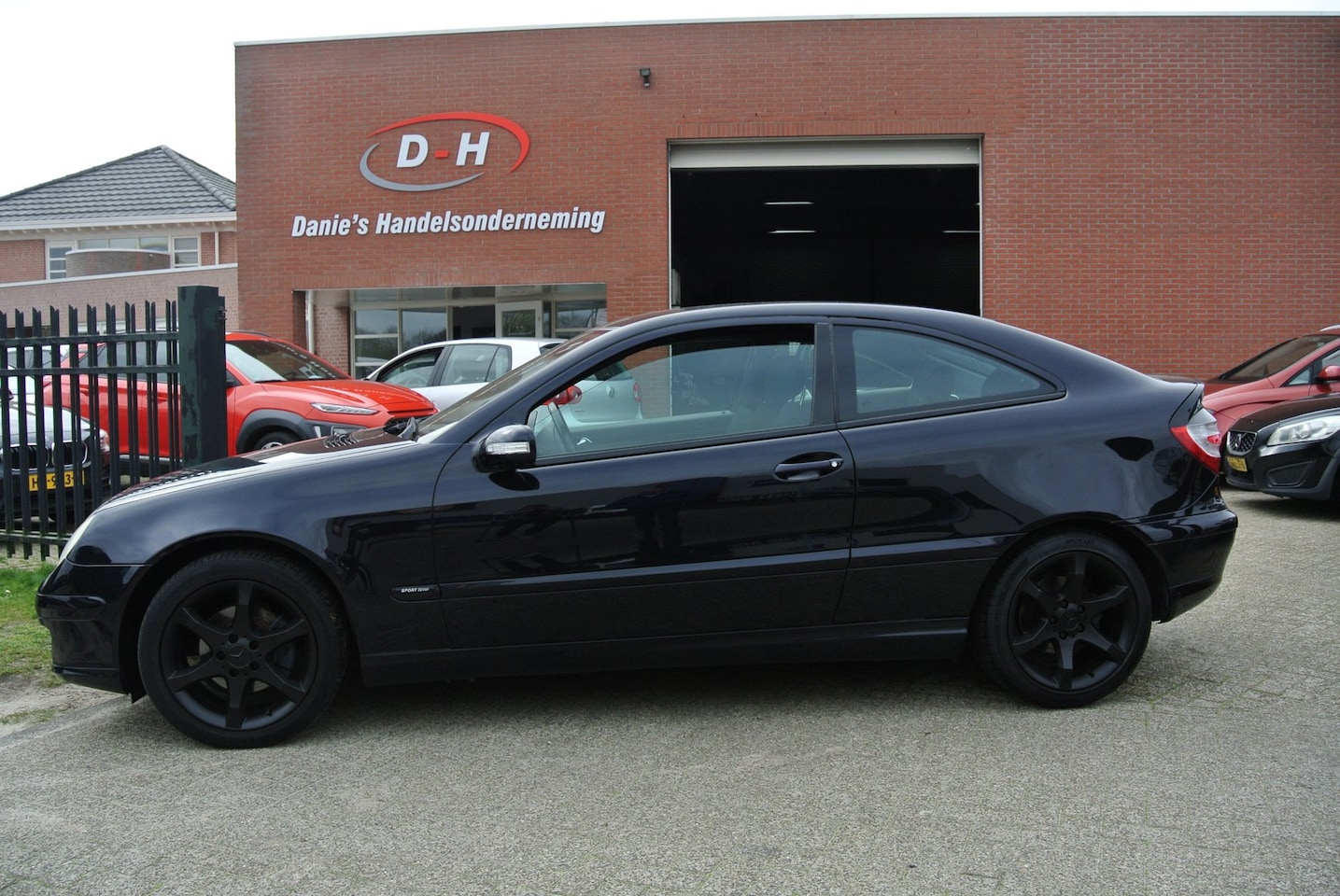 Mercedes-Benz C-klasse Sportcoupé - 160 apk 26-04-2027 inruil mogelijk nap - AutoWereld.nl