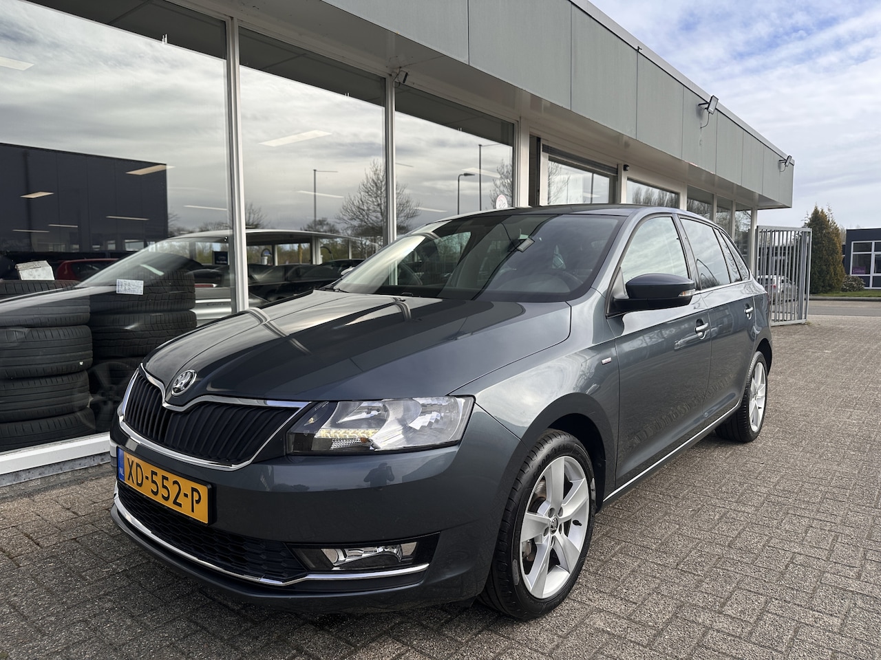 Skoda Rapid Spaceback - 1.0 TSI Greentech Clever NAVI,PDC,CLIMA,STOELVERWARMING - AutoWereld.nl