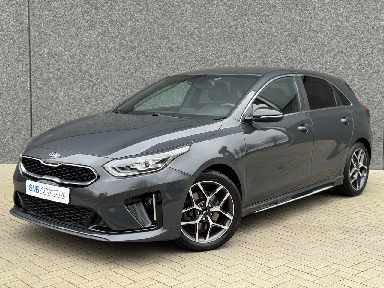 Kia Cee'd - CEED 1.0 T-GDi GT-Line | Carplay | Dodehoekassistent | Cruise control | Stoelverwarming | - AutoWereld.nl