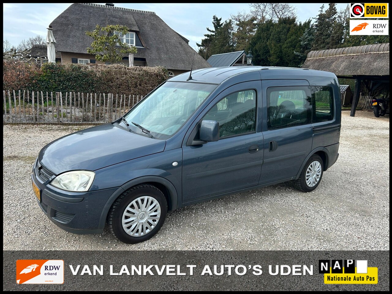 Opel Tour - 1.4-16V Essentia airco, - AutoWereld.nl