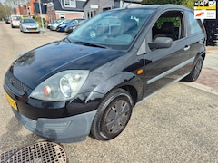 Ford Fiesta - 1.3-8V Cool & Sound airco, navigatie