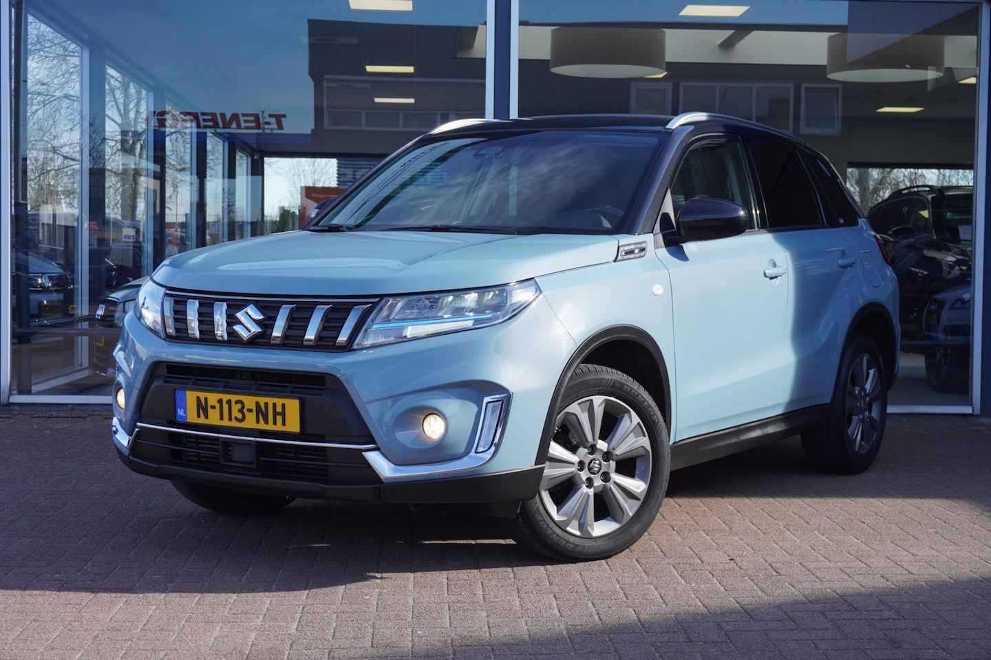 Suzuki Vitara - 1.4 Boosterjet Select Smart Hybrid 5deurs | Airco | Elek. Pakket | Vol opties | Camera| In - AutoWereld.nl