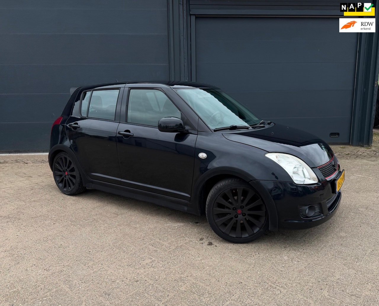 Suzuki Swift - 1.3 GT-Line | Airco | CarPlay | E-Pakket | - AutoWereld.nl