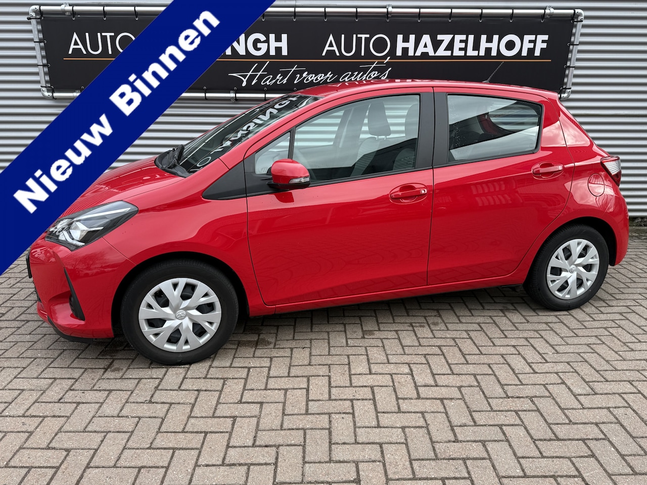 Toyota Yaris - 1.0 VVT-i Active met slechts 27.105km!!! | Bluetooth | Clima | Camera | Radio | Elekt. Ram - AutoWereld.nl