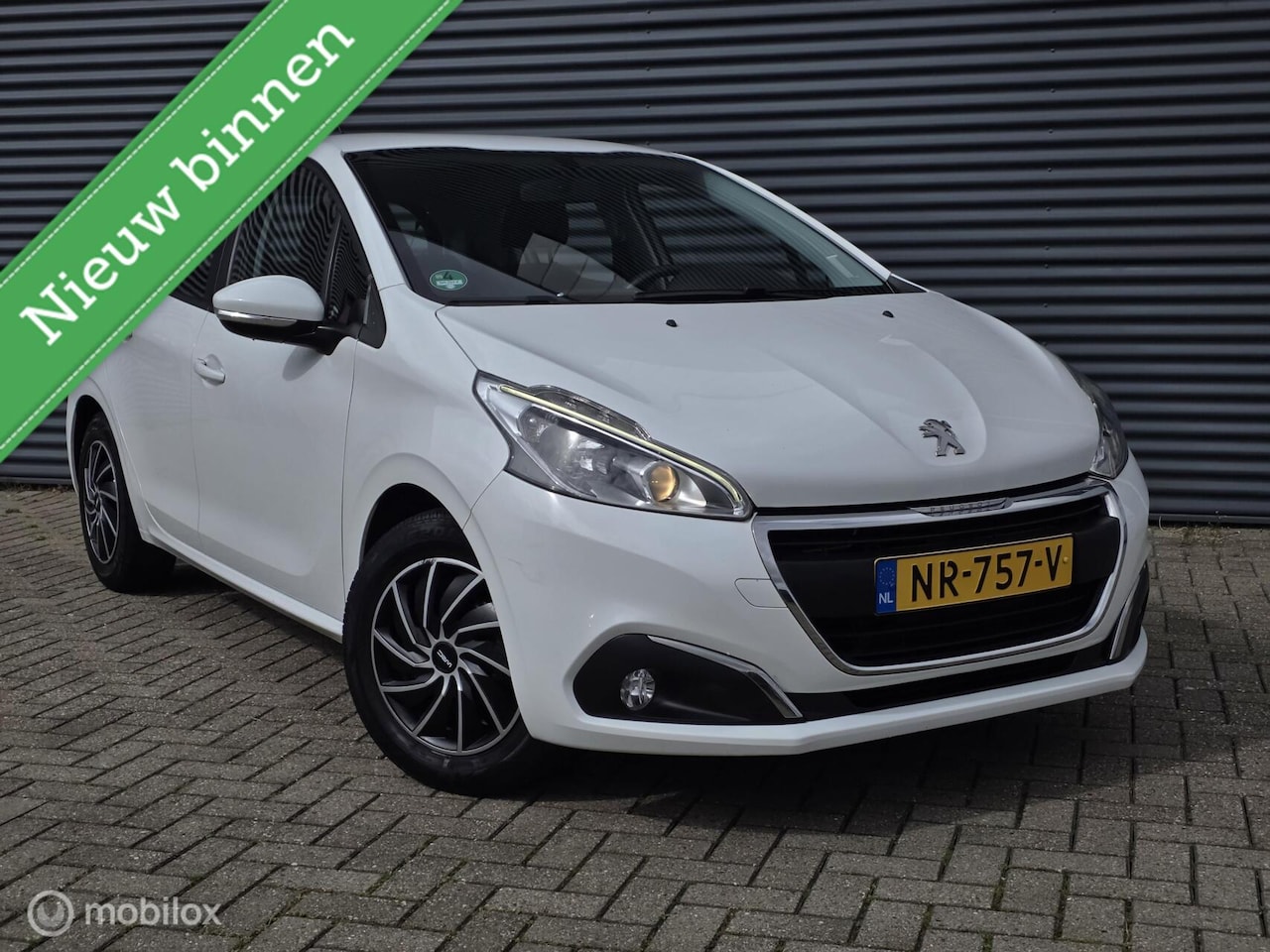Peugeot 208 - 1.2 PureTech Active TREKHAAK/5DEURS - AutoWereld.nl