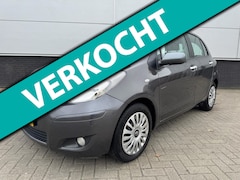 Toyota Yaris - 1.3 VVTi Aspiration 5drs Semi-Automaat - clima - navi - isofix - NAP