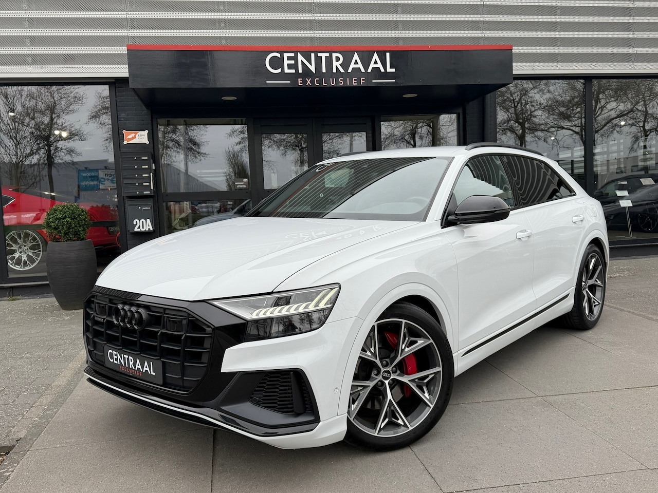 Audi Q8 - 60 TFSI e quattro Competition ACC|Memory|B&O|Carplay|BTW|Camera - AutoWereld.nl