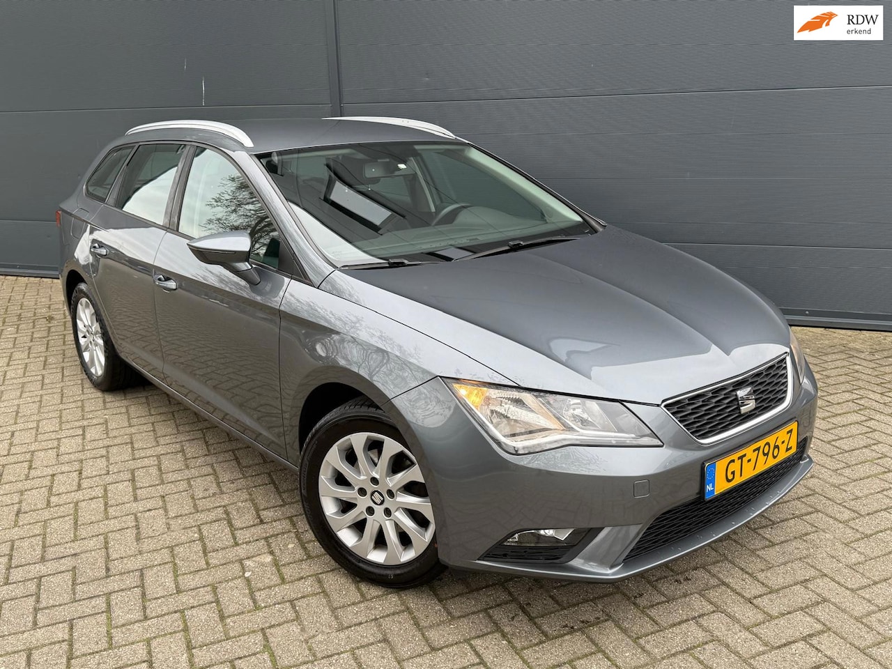 SEAT Leon ST - ST/Airco/cruise/bluetooth/apk 1.2 TSI Style - AutoWereld.nl