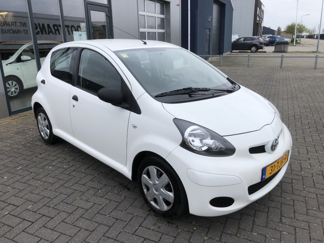 Toyota Aygo - 1.0-12V Now 1e Eigenaar Dealeronderhouden - AutoWereld.nl