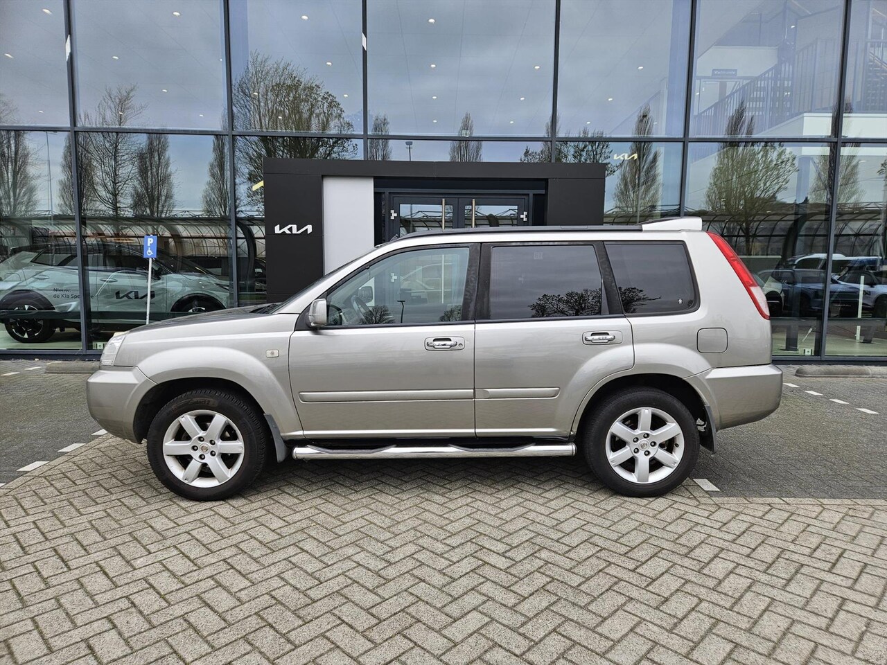 Nissan X-Trail - 2.0 Colombia Style Panodak (Handel/ Export) - AutoWereld.nl