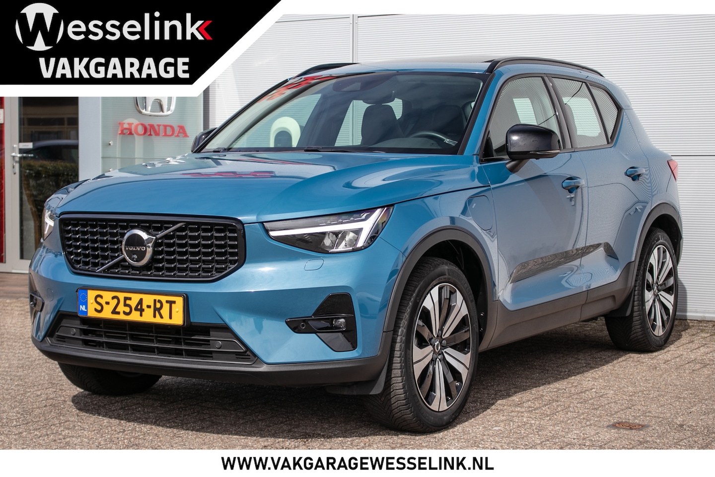Volvo XC40 - 1.5 T5 Recharge Inscription - Wegkl. trekh. | Leer | Mem. stoel | Stoel+stuurverw. | 360 c - AutoWereld.nl
