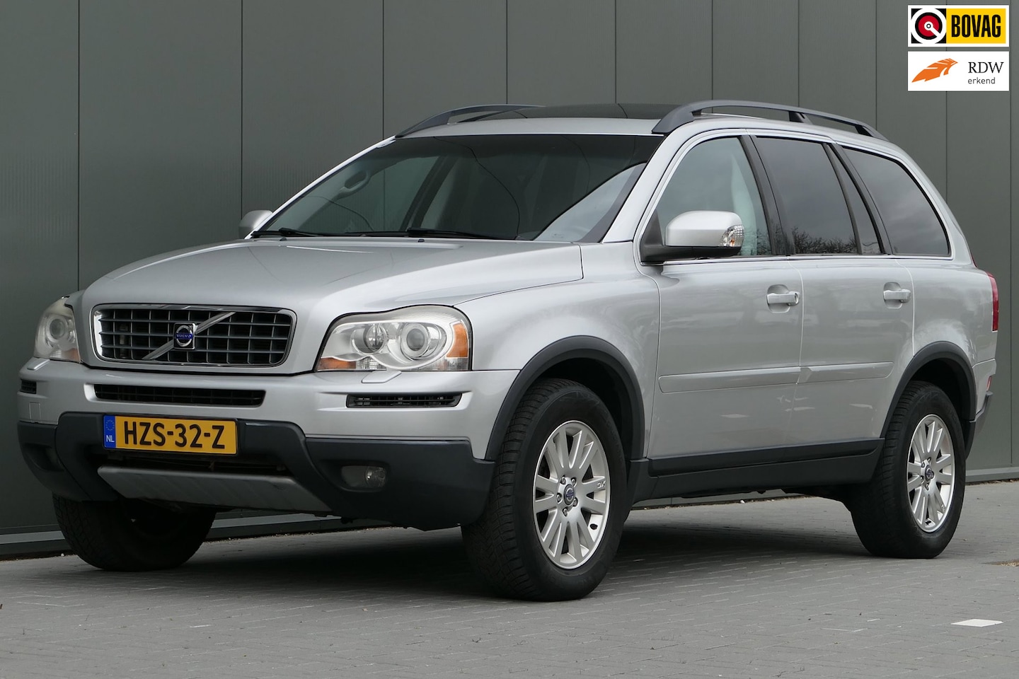 Volvo XC90 - 3.2 Kinetic LPG-G3 Youngtimer 7-persoons Schuifdak - AutoWereld.nl
