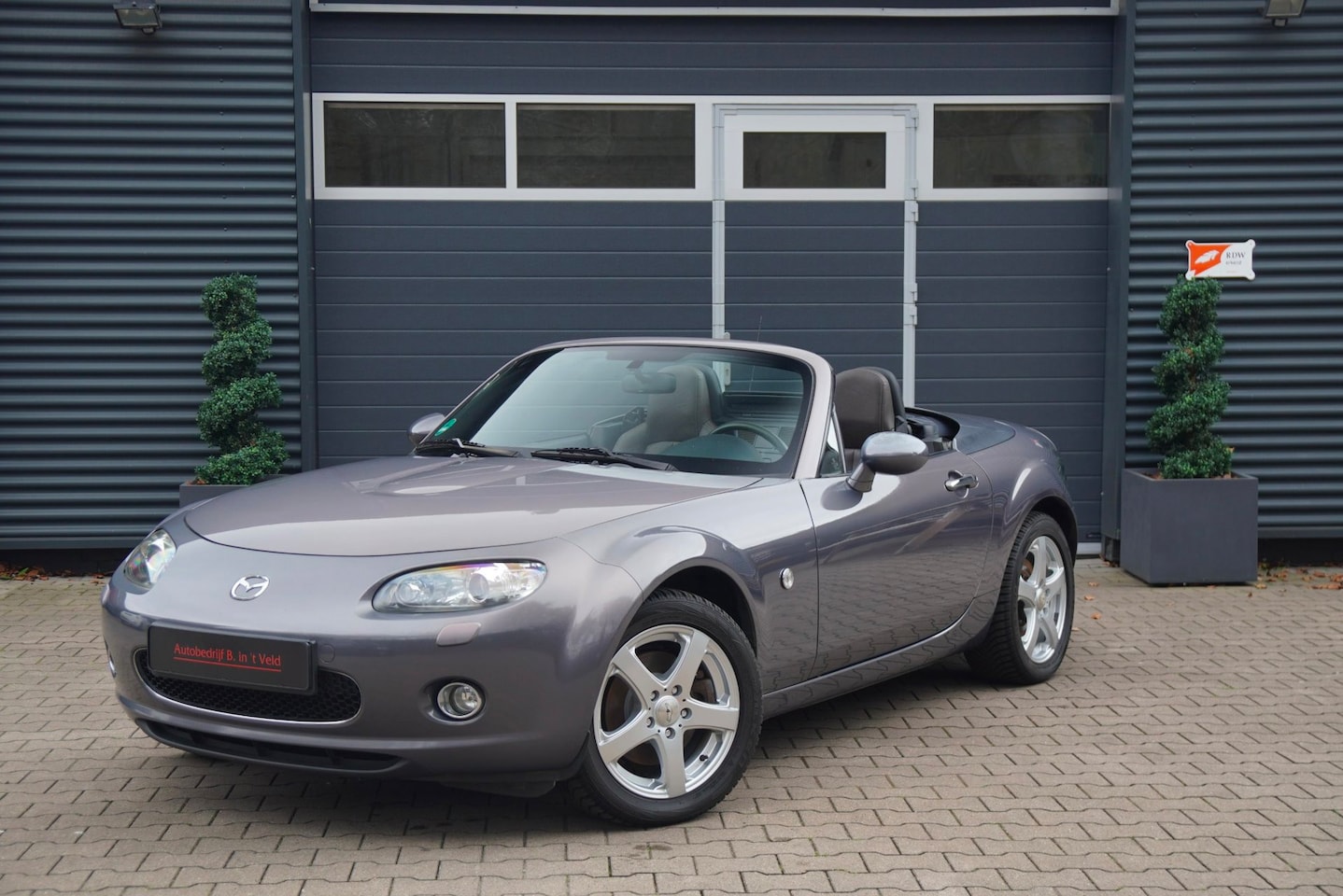 Mazda MX-5 Roadster Coupé - 1.8 Executive LEDER BOSE HARDTOP STOELVERW. LM VELGEN - AutoWereld.nl