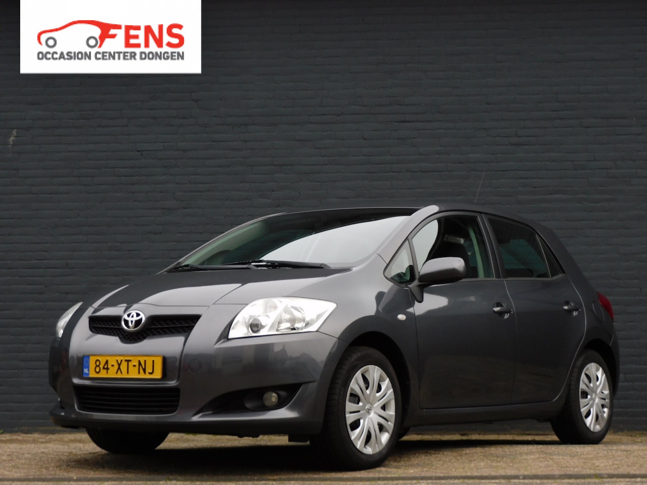 Toyota Auris - 1.6-16V Sol AUTOMAAT! 4 SEIZOENEN BANDEN! PARKEERSENSOREN! CRUISE! TREKHAAK! - AutoWereld.nl