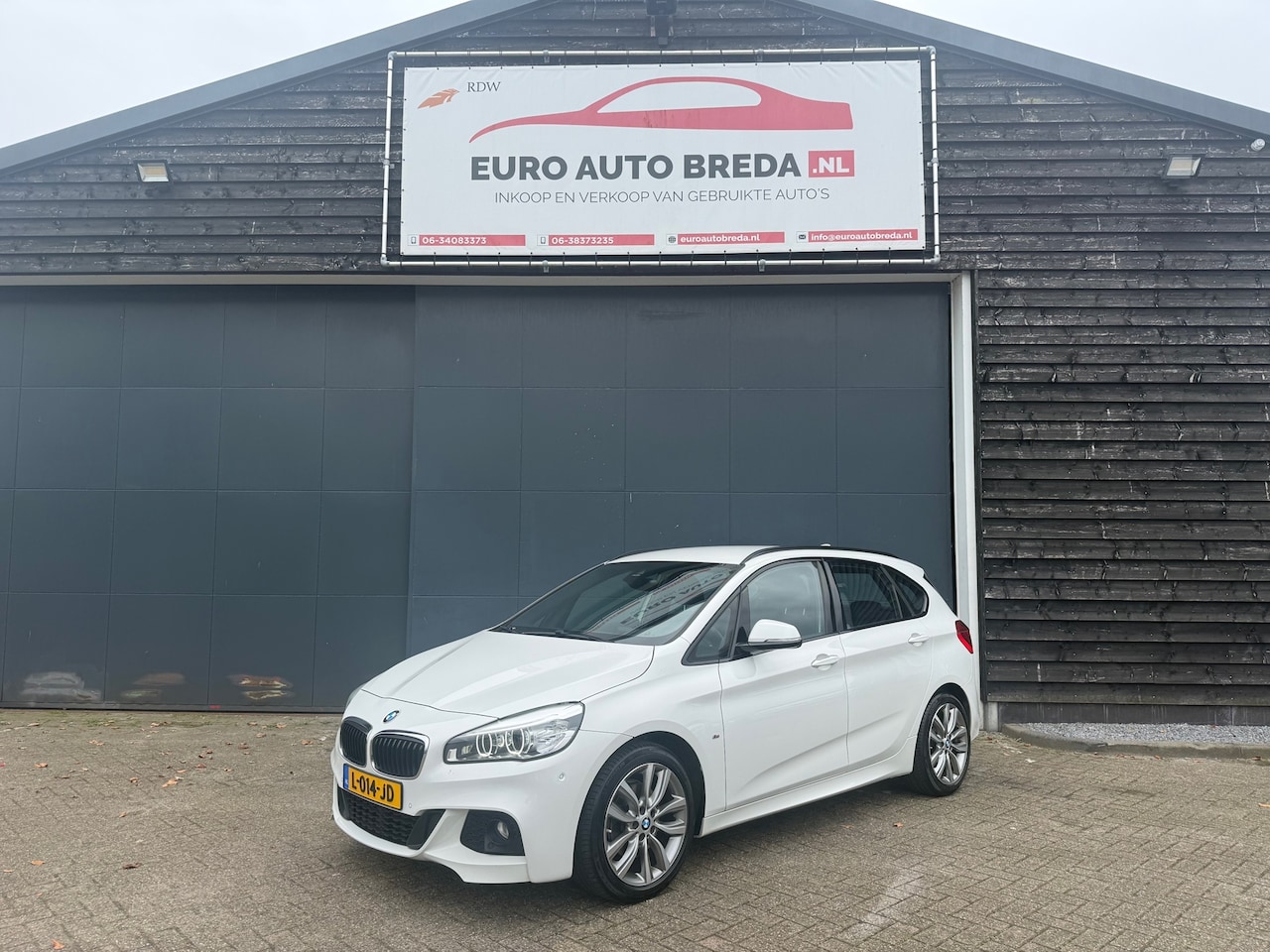 BMW 2-serie Active Tourer - 218i M Sport Automaat - AutoWereld.nl