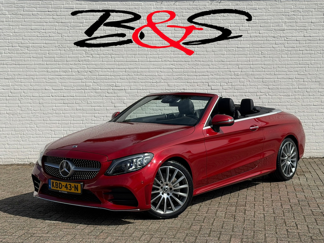 Mercedes-Benz C-klasse Cabrio - 300 Premium AMG Cabrio Camera Stoelverwarming/ventilatie Clima Carplay Full Led - AutoWereld.nl