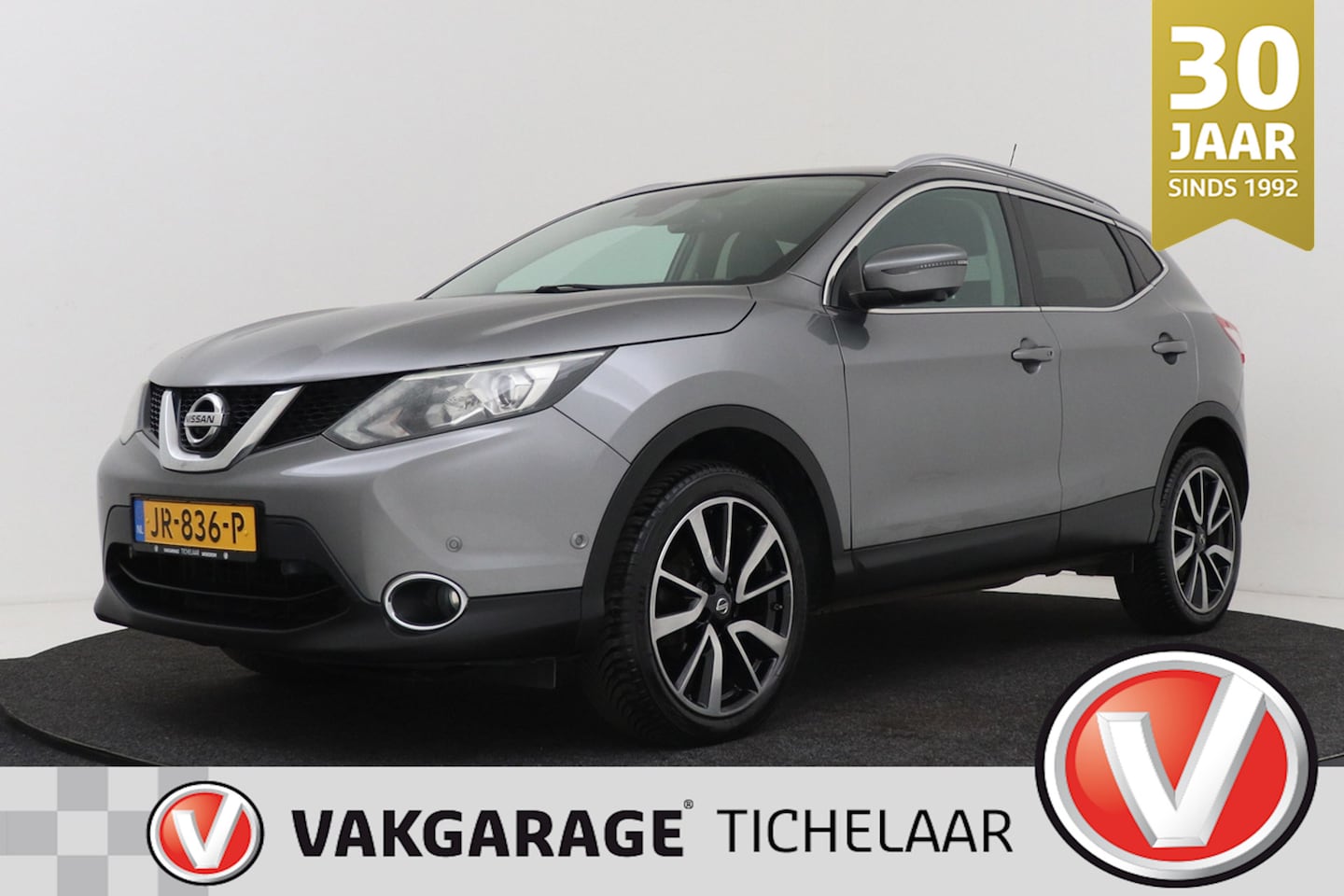 Nissan Qashqai - 1.6 Tekna | Trekhaak | Org NL | Stoelverwarming | 360 Camera | Navigatie | Keyless Entry/S - AutoWereld.nl