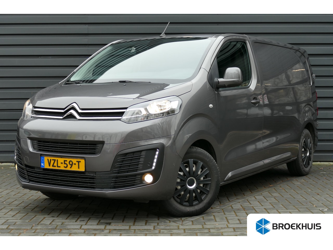 Citroën Jumpy - 2.0 BLUEHDI 180PK BUSINESS M / NAVI / AIRCO / CAMERA / TREKHAAK / STOELVERWARMING / 3-ZITS - AutoWereld.nl
