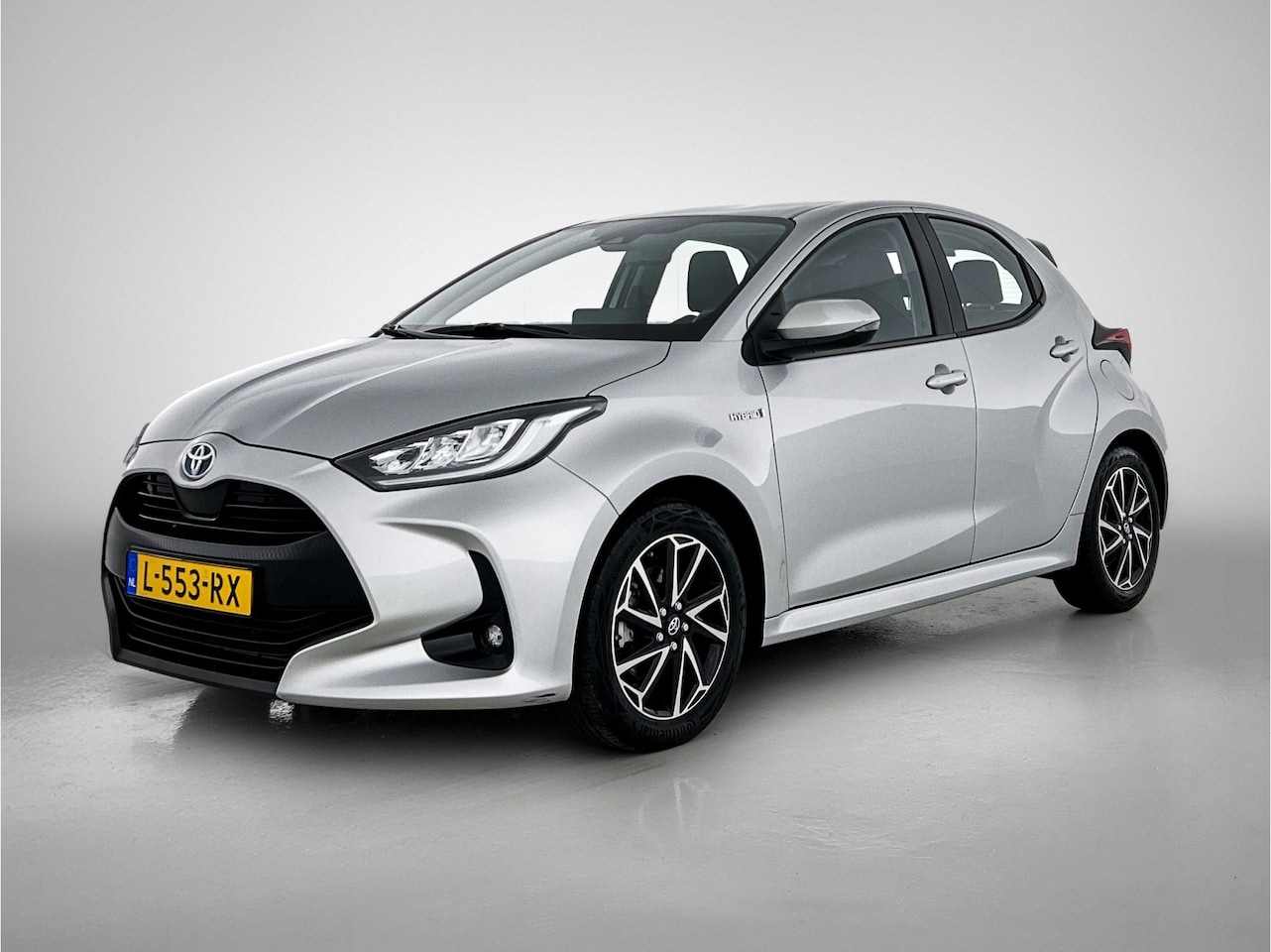 Toyota Yaris - 1.5 Hybrid Dynamic | Apple carplay/ Android Auto | LM velgen | LED lampen | Achteruitrijca - AutoWereld.nl