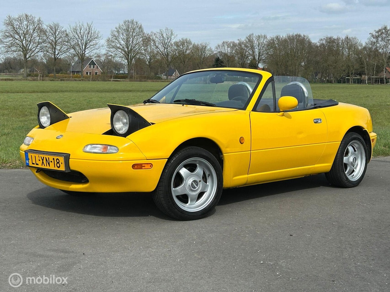 Mazda MX-5 - 1.6i NA NAP! Sunburst Yellow - AutoWereld.nl