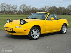 Mazda MX-5 - 1.6i NA NAP Sunburst Yellow