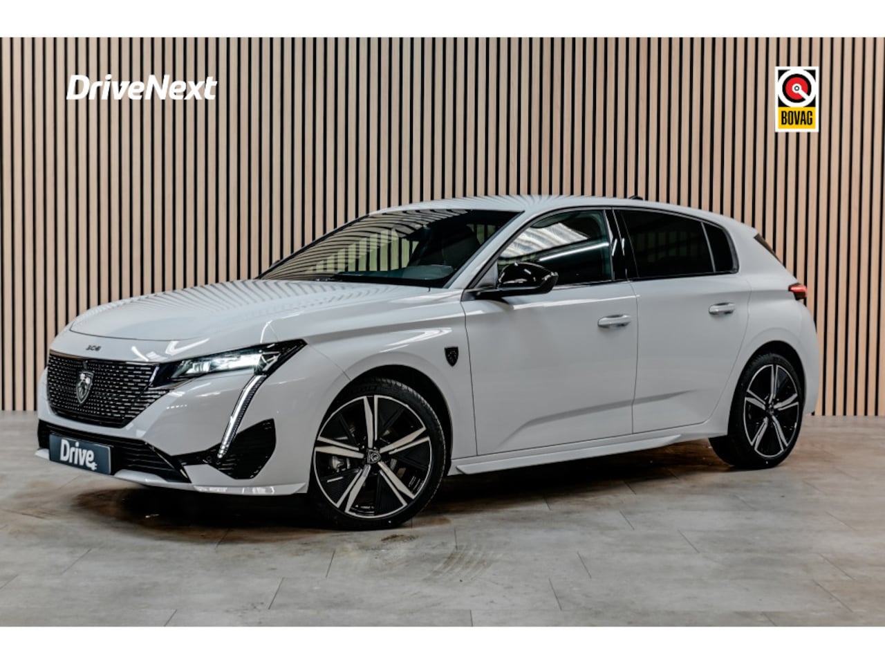 Peugeot 308 - Hybrid 145 GT | PANO | ACC | FOCAL - AutoWereld.nl
