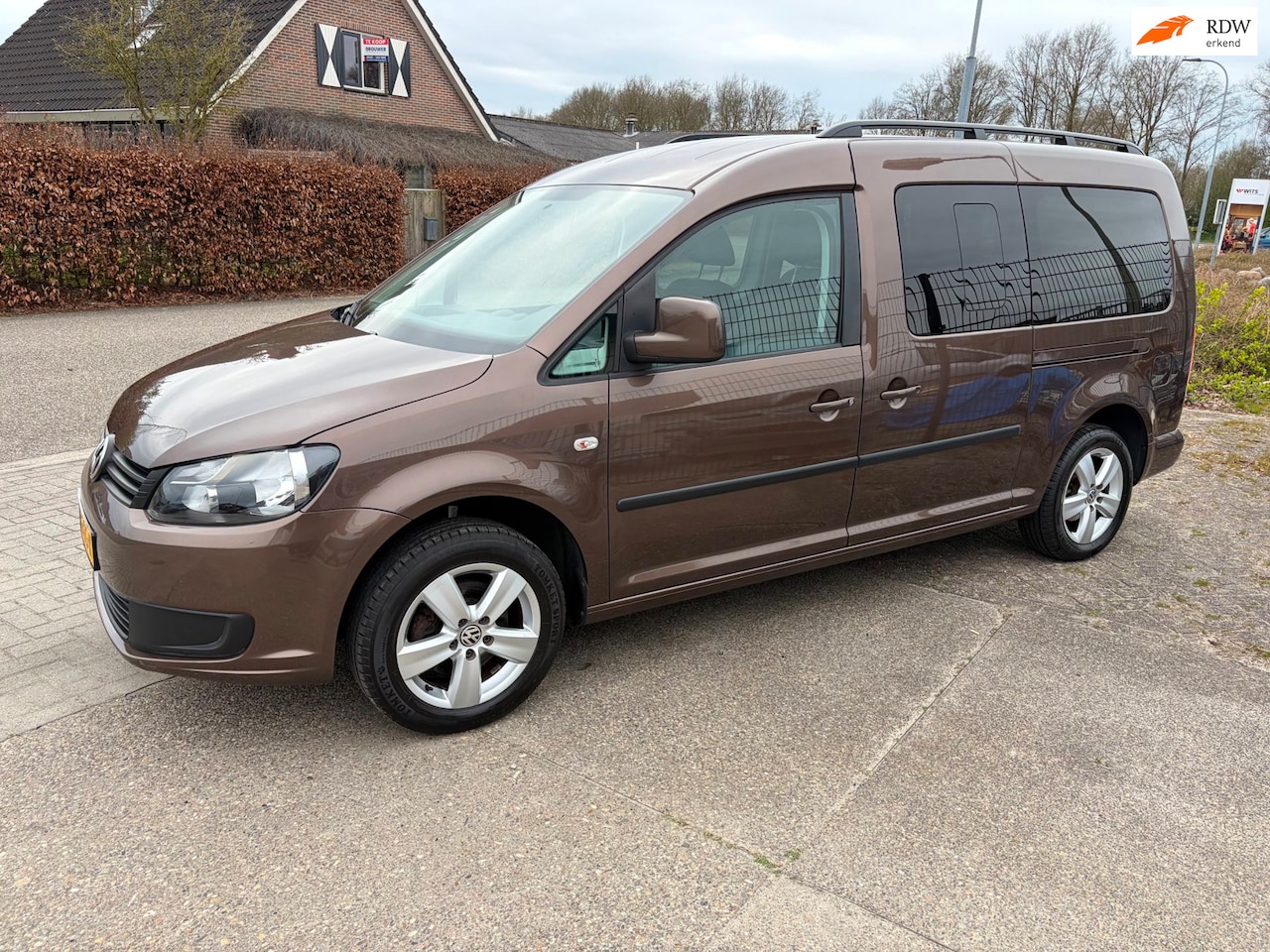 Volkswagen Caddy Maxi - 1.2 TSI Comfortline maxi 7 persoons - AutoWereld.nl