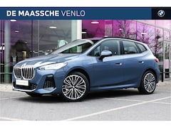 BMW 2-serie Active Tourer - 230e xDrive M Sport Automaat / Trekhaak / Panoramadak / Sportstoelen / Achteruitrijcamera