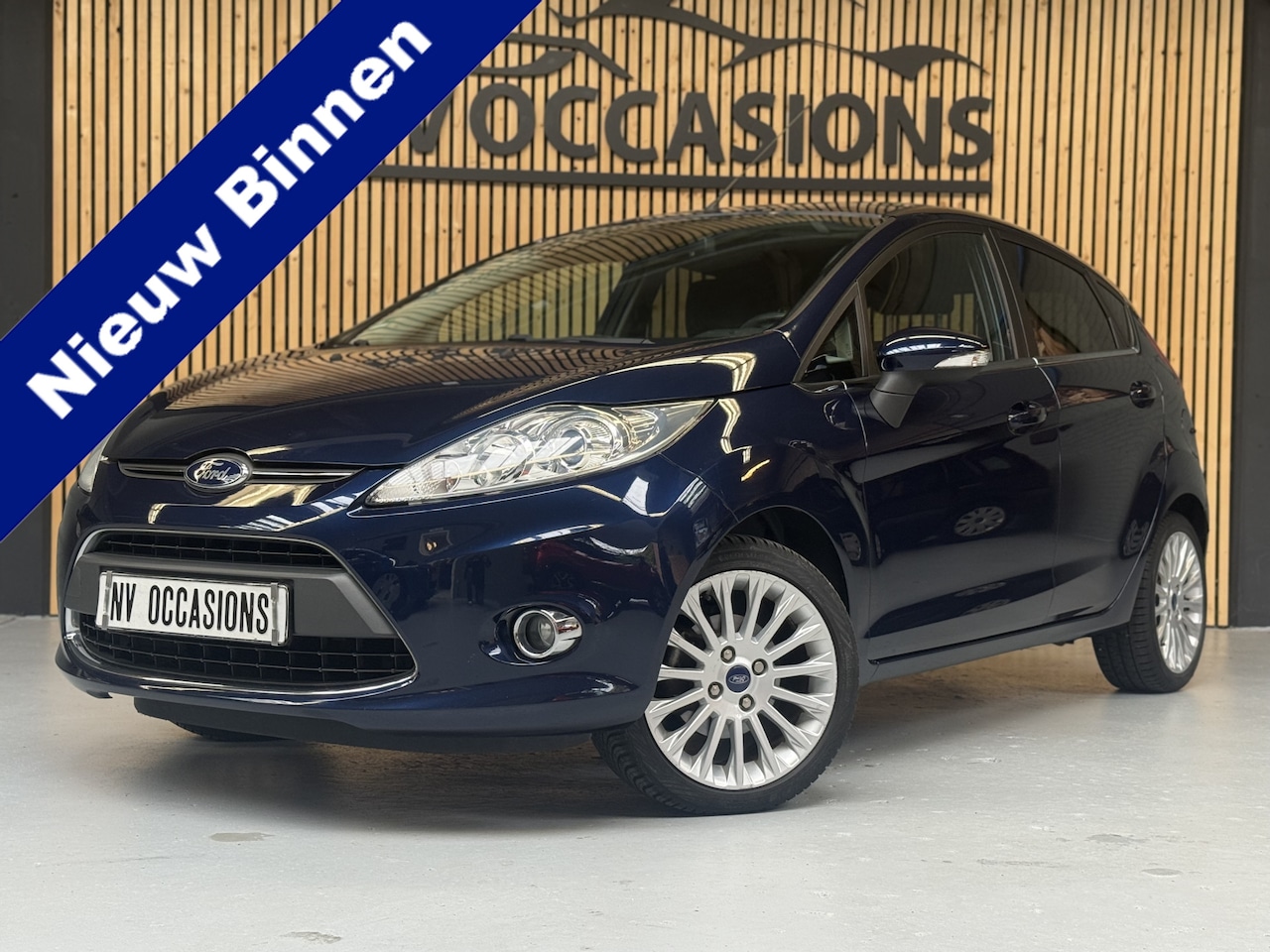 Ford Fiesta - 1.25 Titanium ECC/VOORRUITVW/PDC/TRKHAAK/16"LV/BLUETOOTH! - AutoWereld.nl
