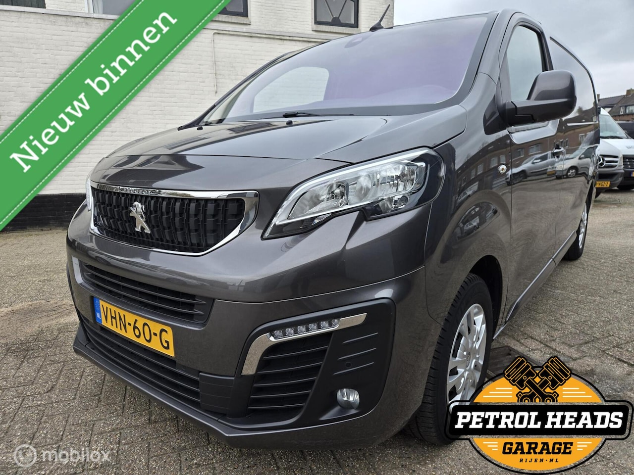 Peugeot Expert - Bestel 2.0 BlueHDI 120 Long L3 Pro | NAP - AutoWereld.nl