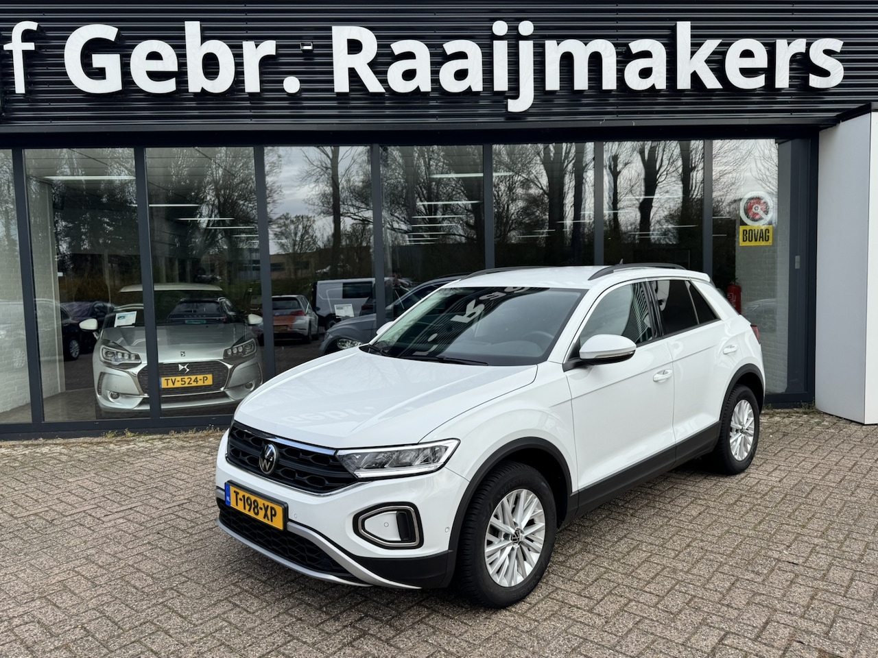 Volkswagen T-Roc - 1.0 TSI Life*ACC*Navi*Camera*PDC* - AutoWereld.nl