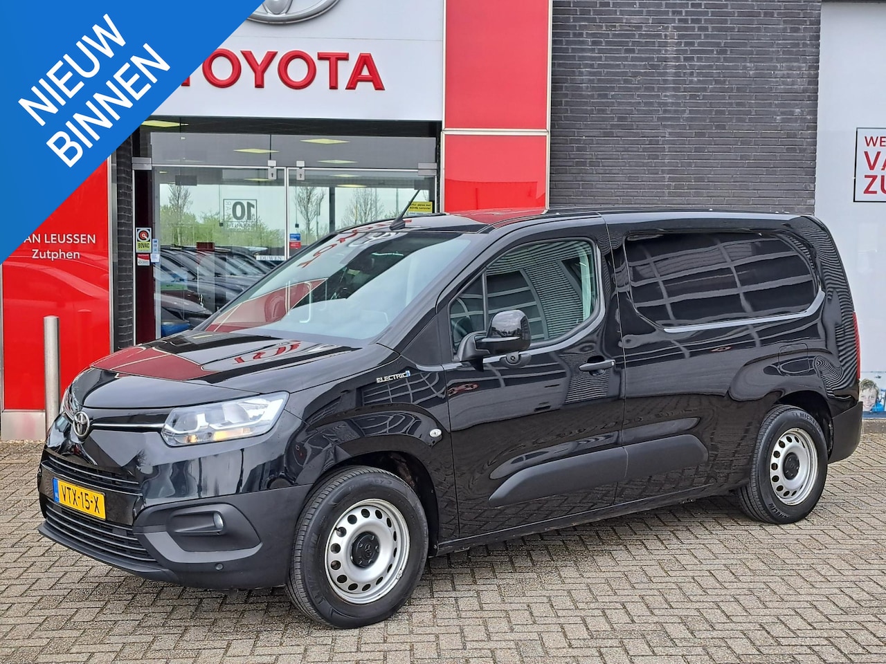 Toyota PROACE CITY Electric - Long 50 kWh Live CRUISECONTROL AFNEEMBARE TREKHAAK PARK SENSOREN - AutoWereld.nl