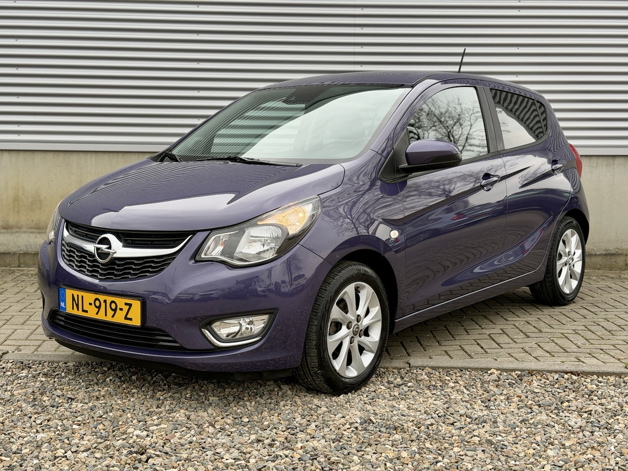 Opel Karl - 1.0 ecoFLEX Cosmo [ leer,ecc,audio,cruise,lmv ] - AutoWereld.nl