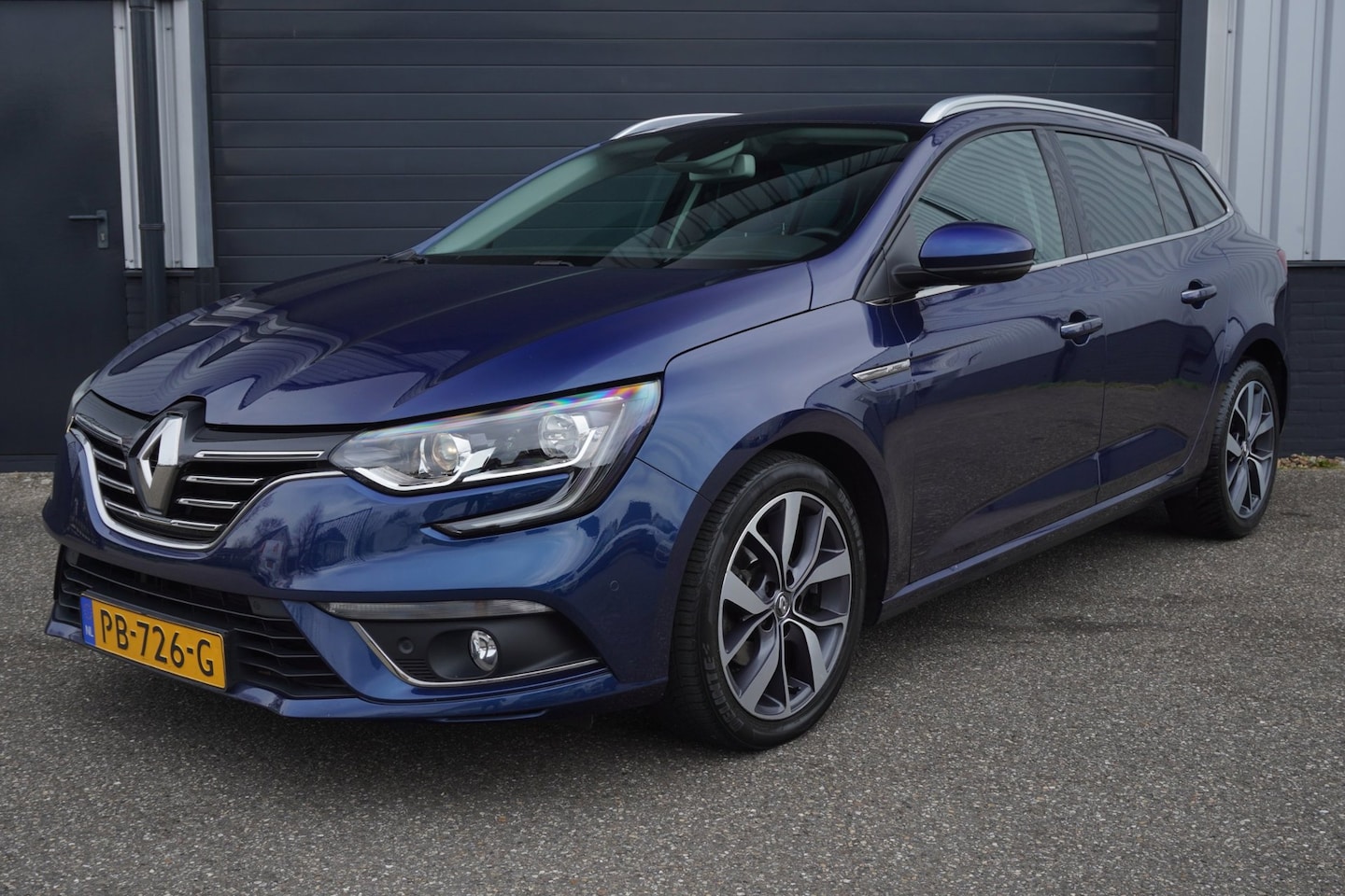 Renault Mégane Estate - 1.2 TCe Bose | Navigatie | Camera | Climat | Orig NL. | NAP | Historie aanwezig - AutoWereld.nl