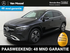 Mercedes-Benz GLA-Klasse - 250 e Star Edition Panoramadak / 360 camera / Privacy glass / Stoelverwarming