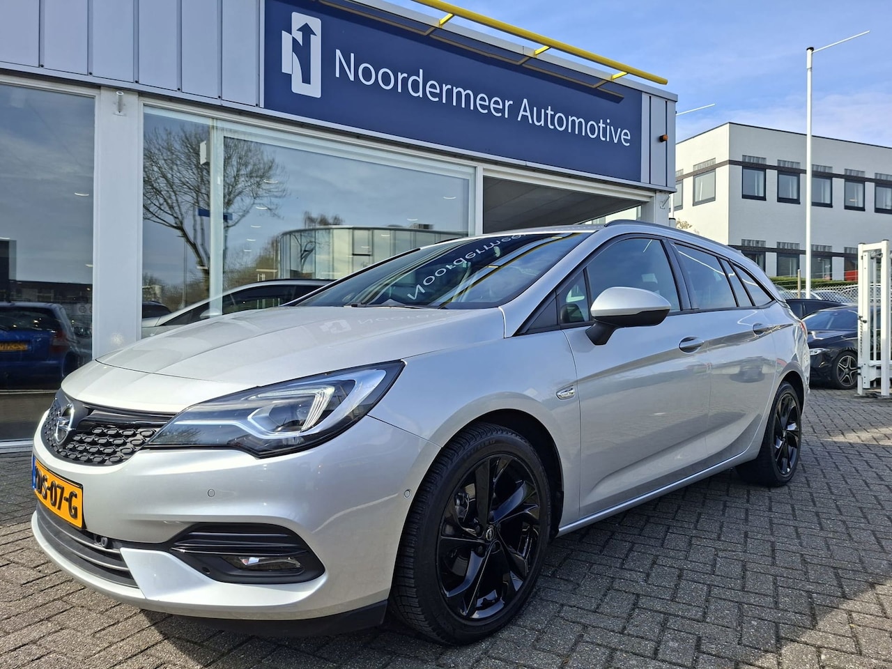 Opel Astra Sports Tourer - 1.4 Business Edition 1.4 Business Edition - AutoWereld.nl